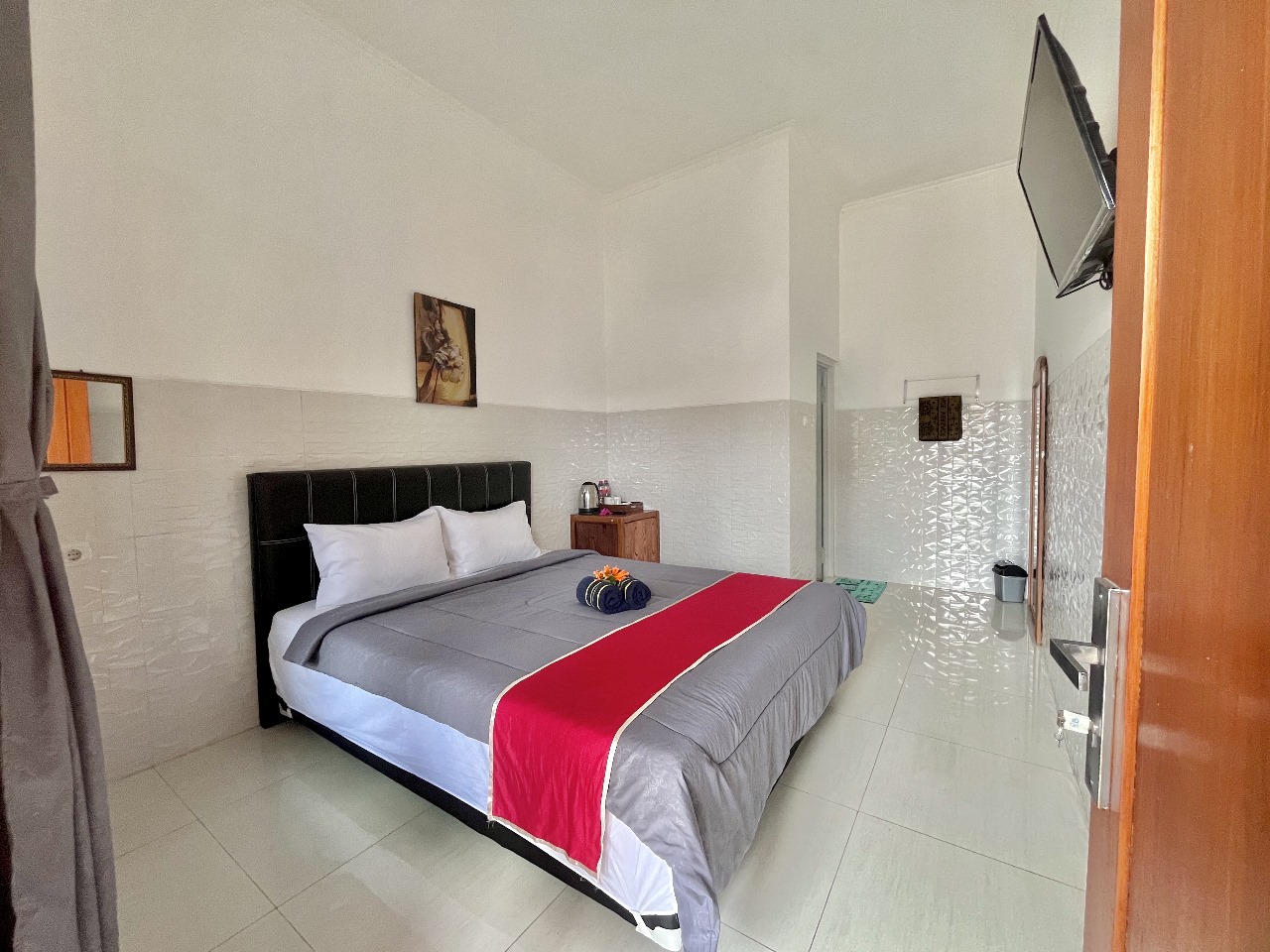 Room Image 2